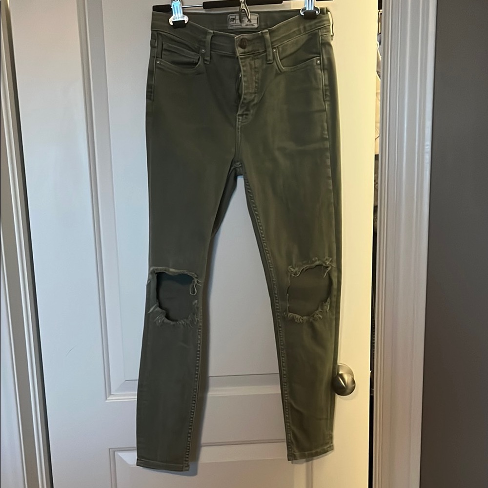 Olive Green Distressed Skinny Jeans